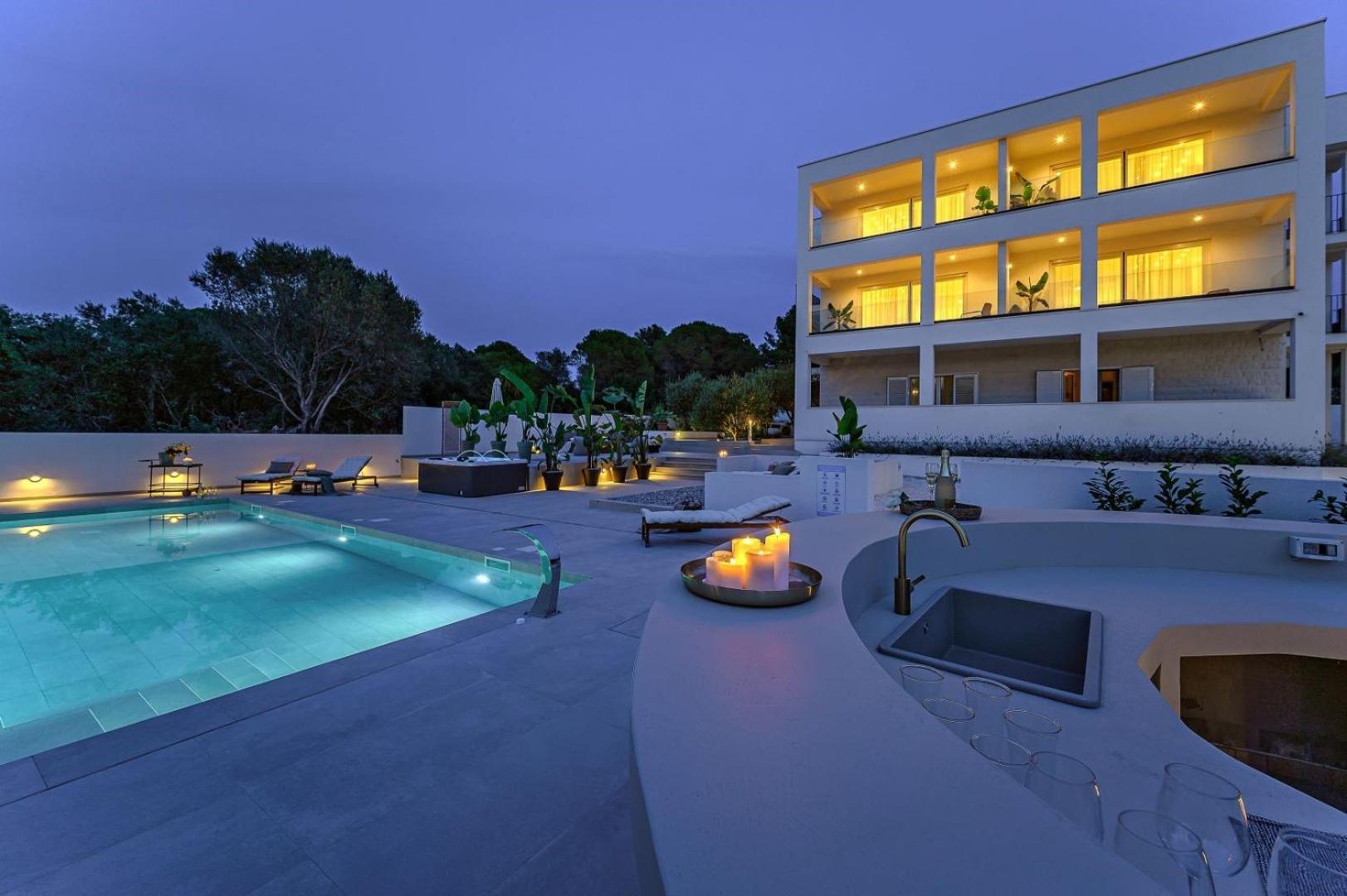 Luxury Villa Del Sogno With Pool, Jacuzzi, Parking Okrug Gornji Eksteriør billede